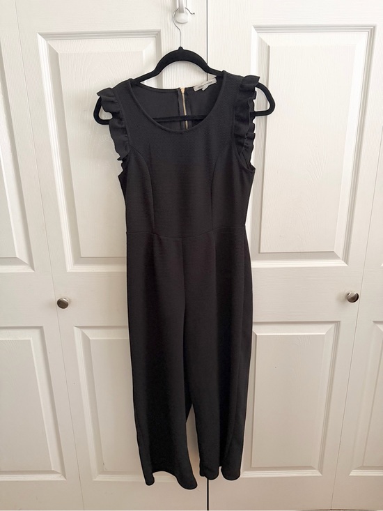 Caution To The Wind Pants - Caution To The Wind Black Ruffle-Shoulder Sleeveless Jumpsuit